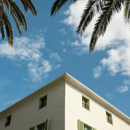 Hotel Demeure Castel & 4*