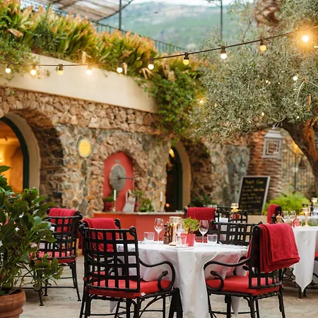 Demeure Castel & 4* Brando