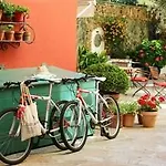 Hotel Demeure Castel & Brando