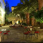 Demeure Castel & 4*