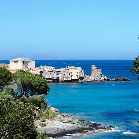 Demeure Castel & Hotel