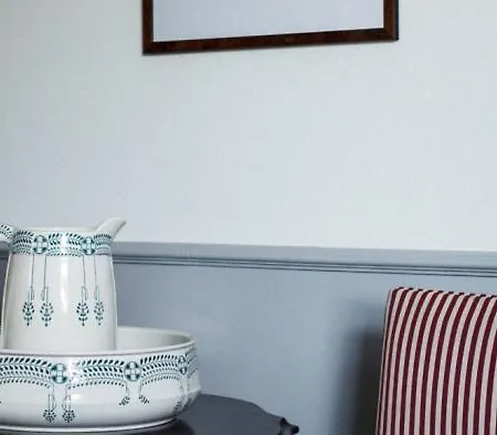 Demeure Castel & Hotel 4*