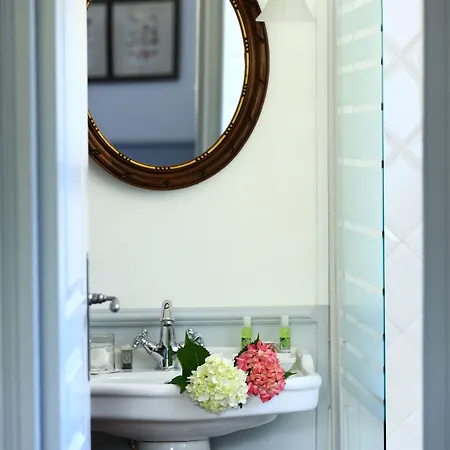 Hotell Demeure Castel &