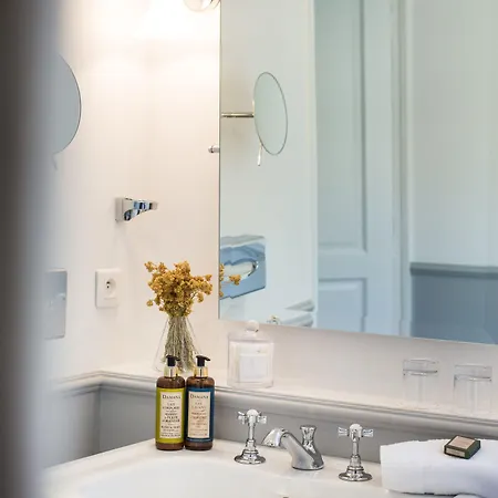 Demeure Castel & 4* Brando