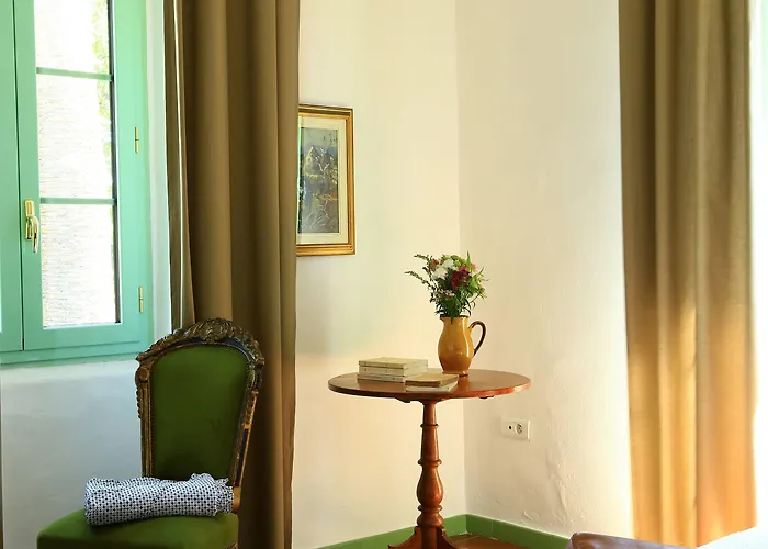 Demeure Castel & Hotel