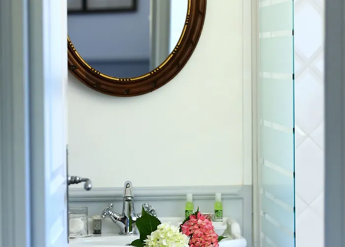 Hotel Demeure Castel &