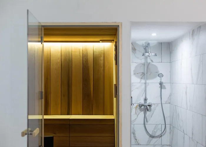 Demeure Castel & Hotel