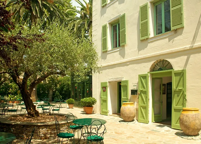 Demeure Castel & Hotel