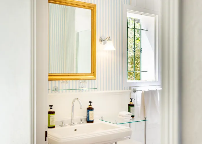 Demeure Castel & 4* Brando