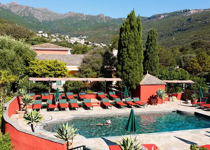 Demeure Castel & Hotel Brando